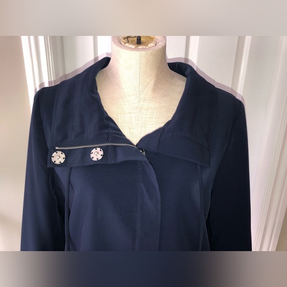 St. John Elegant Navy Women's Jacket - Picture 3 of 8